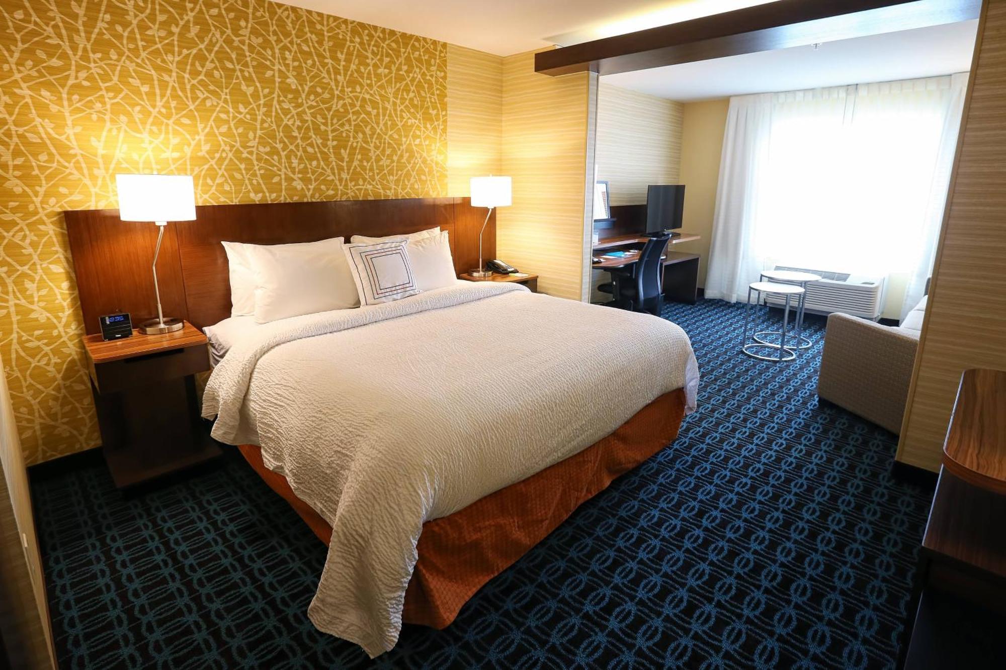 Fairfield Inn & Suites By Marriott Madison Verona Exterior photo